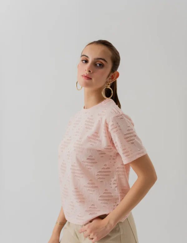 LIGHT PINK TEXTURED CROPPED REGULAR FIT T-SHIRT